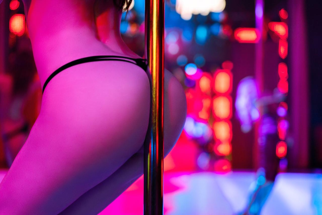 HTML/中翻丨 摄影师的谎言 A Photographer's Lies v1.106.0 浏览器转中文 【20250520】 游戏截图 5